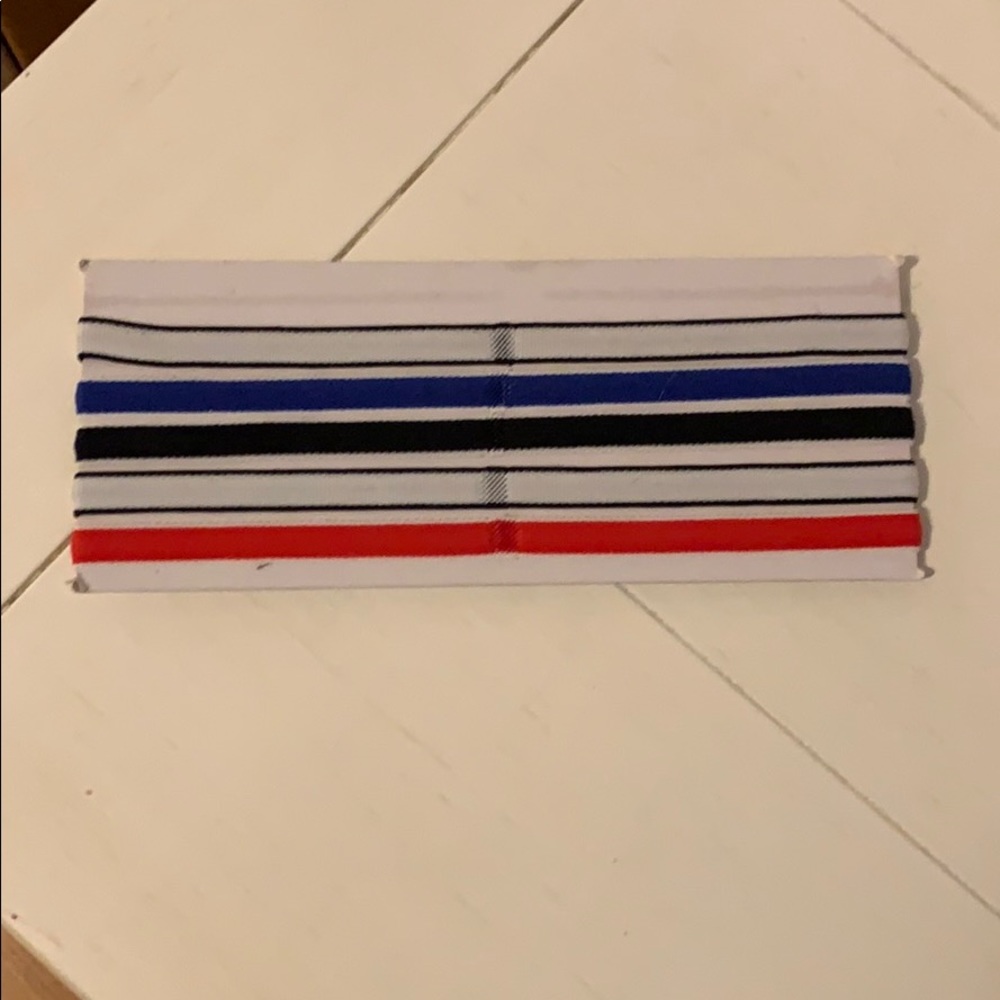 Under Armour NWOT 5 pack hair bands - Picture 2 of 3